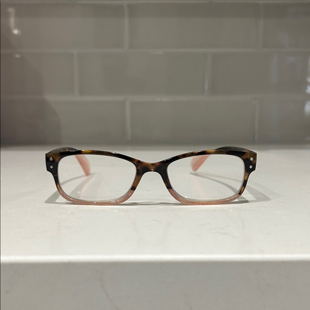 Foster Grant Tortoiseshell and Pink Rectangular Women’s Reading Glasses +2.75